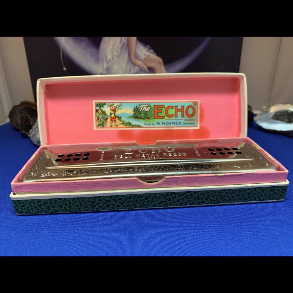 Hohner echo harmonica